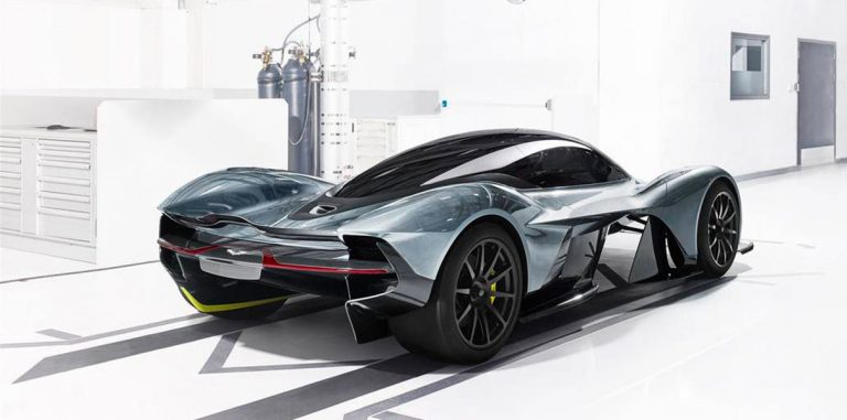 Aston Martin представил футуристический гибрид «Валькирия»