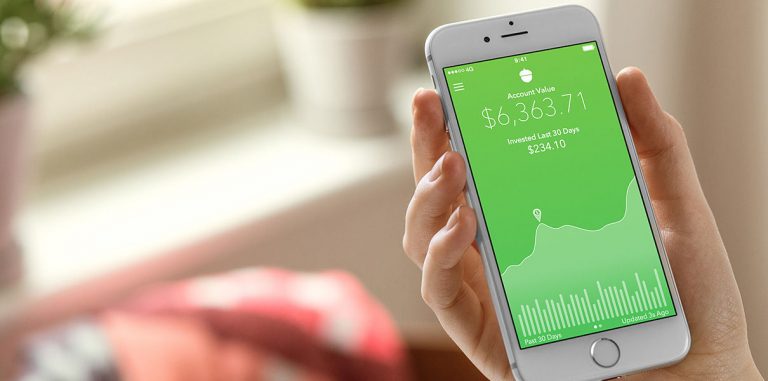Acorns автоматически вкладывает вашу мелочь в акции