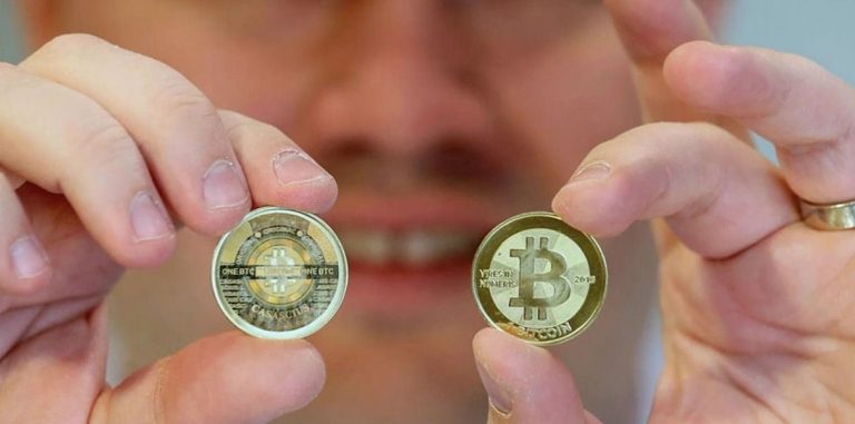 Раскол Биткойна: кто возглавит «децентрализованную» систему