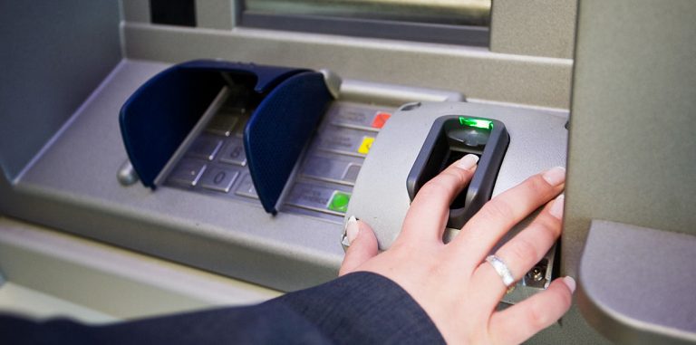Российские банки введут единую биометрическую систему в 2018 году