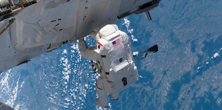 NASA выдало гранты на апгрейд марсохода и 3D-печать радиационных щитов