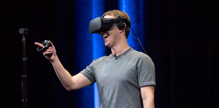 Facebook разрабатывает новую недорогую VR-гарнитуру
