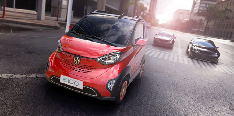 GM показала компактный электромобиль для Китая за $5300