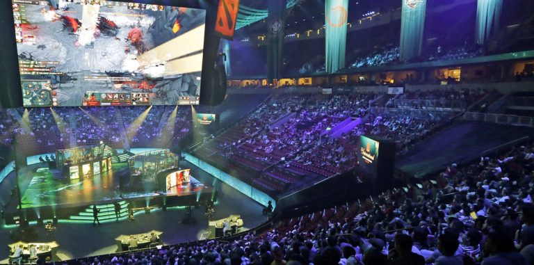 ИИ от Илона Маска превзошел лучших игроков в Dota 2
