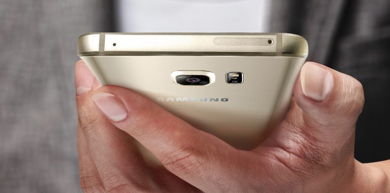 Samsung запатентовал Galaxy Note со встроенным алкотестером