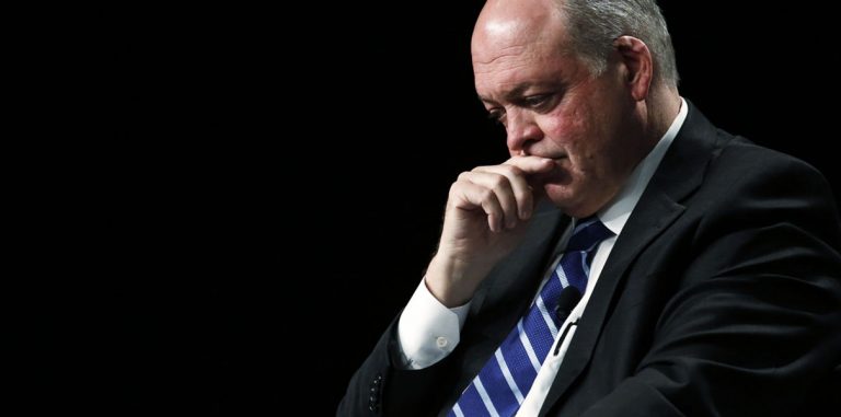 Глава Ford: «До полноценных робомобилей пока далеко»