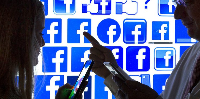 Американский суд признал друзей в Facebook ненастоящими друзьями