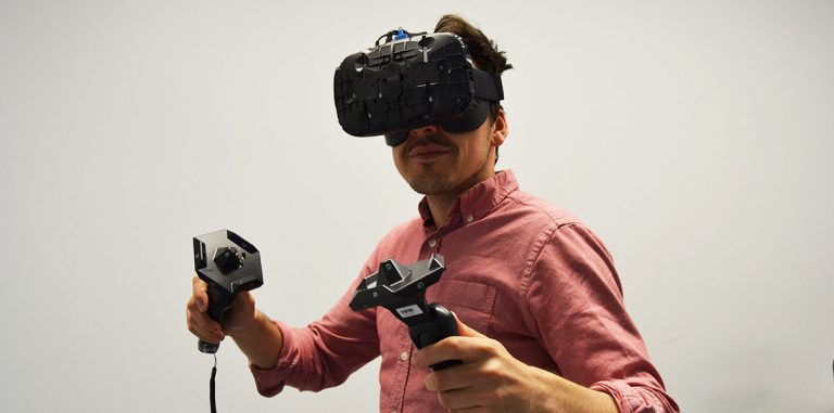 Room-Scale VR превращает ваше тело в джойстик