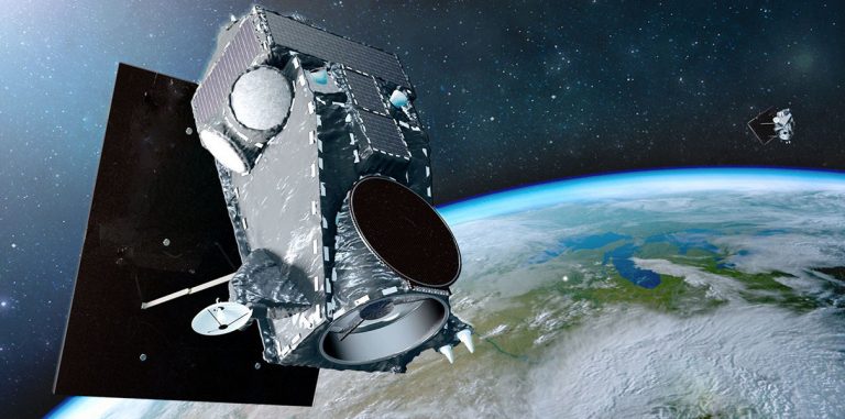 Спутники-шпионы DigitalGlobe смогут круглосуточно следить за людьми
