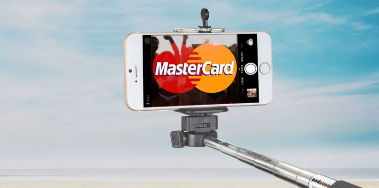 MasterCard и Visa заменят пин-коды на селфи и интернет вещей