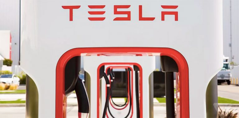 Tesla построит в Шанхае самую крупную в мире станцию Supercharger