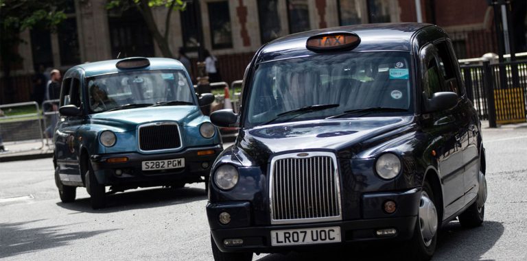 Власти Лондона отозвали лицензию у Uber