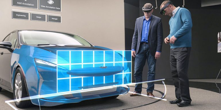 Дизайнеры Ford работают над будущими машинами в шлемах HoloLens
