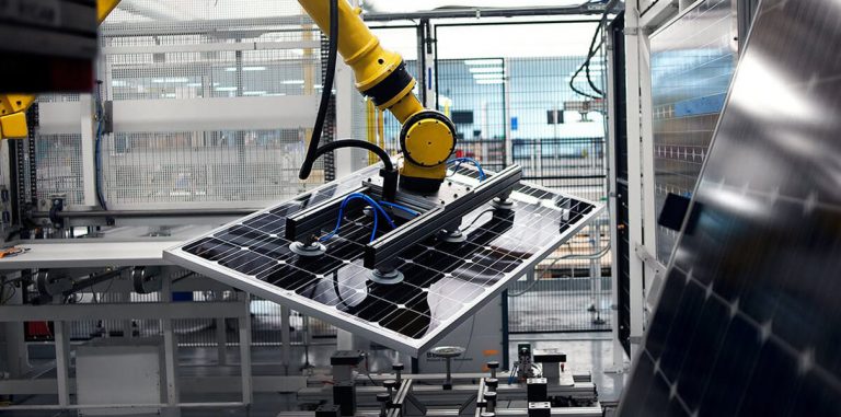 Фабрика в Китае будет выпускать по 1,35 млн фотоэлементов ежедневно