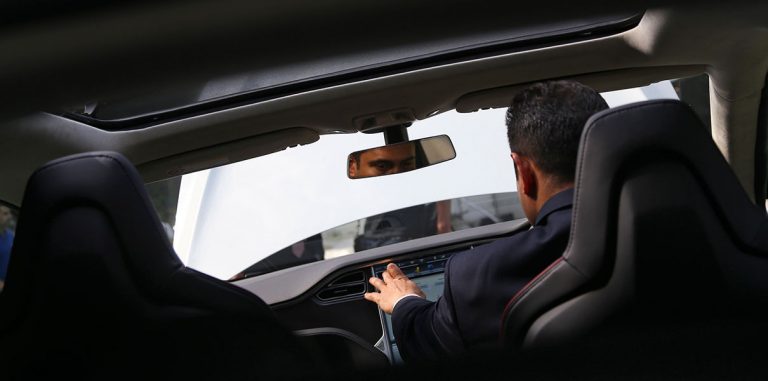 Tesla не справилась с планом поставок Model 3