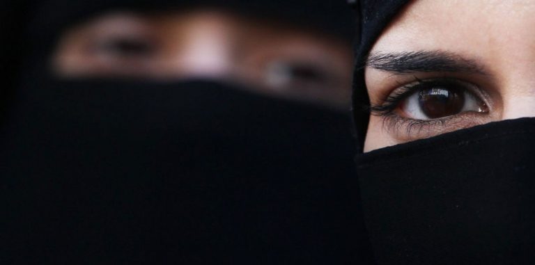 ИИ определяет ложь по глазам