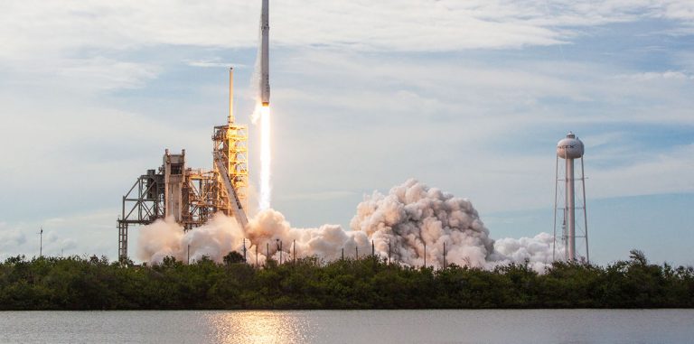 SpaceX совершила третий повторный запуск ракеты-носителя