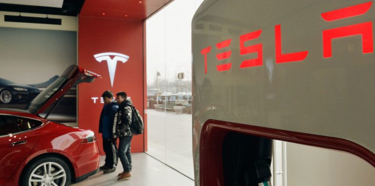 Tesla Model 3 будет размером с Audi A4