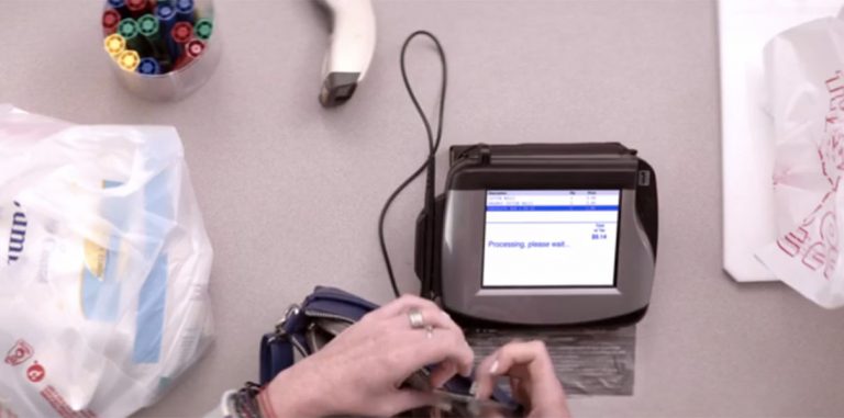 Google запустил систему бесконтактных платежей Hands Free