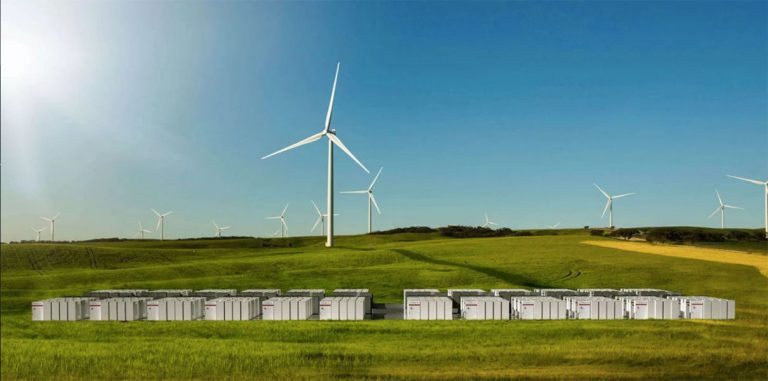 Tesla установит Powerpack на солнечно-ветровой станции в Австралии