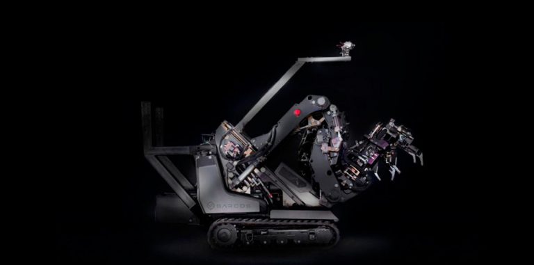 Робот Guardian GT с экзоскелетом дает человеку суперсилы