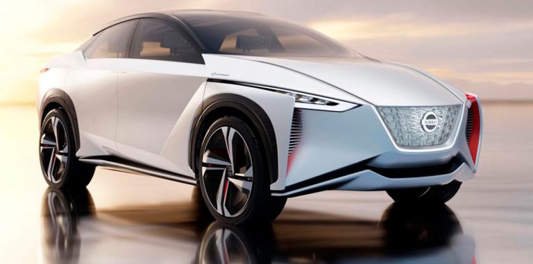 С «умным» электрокаром Nissan IMx можно будет общаться движениями глаз