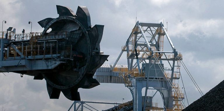 Горнорудный гигант Rio Tinto прекращает добычу угля