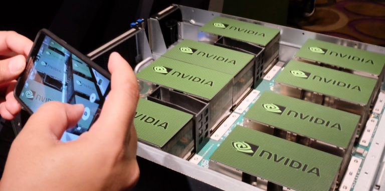 Китай будет выпускать ИИ-чипы, которые в 20 раз эффективнее NVIDIA