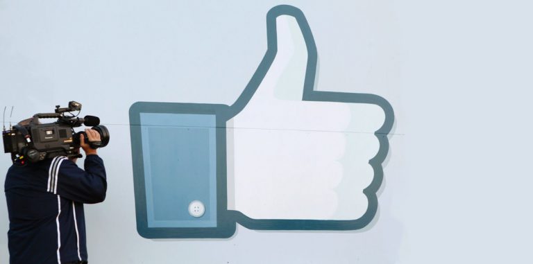 По лайкам в FB можно узнать сексуальную ориентацию и IQ