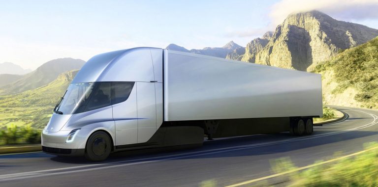 Глава проекта Tesla Semi поделился новыми подробностями об электрофуре