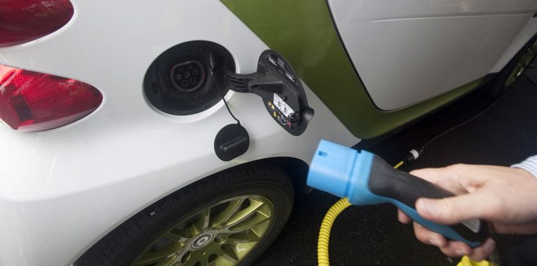 Shell построит 80 станций быстрой зарядки электромобилей в Европе