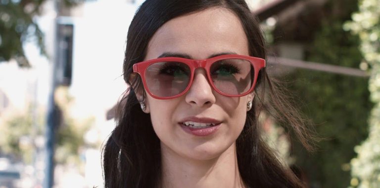 Let Glass — первые умные очки с поддержкой Alexa