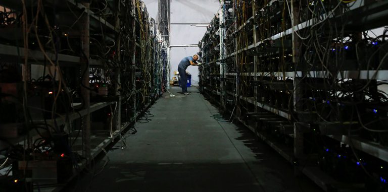 В России введут уголовную ответственность за расчеты в криптовалютах