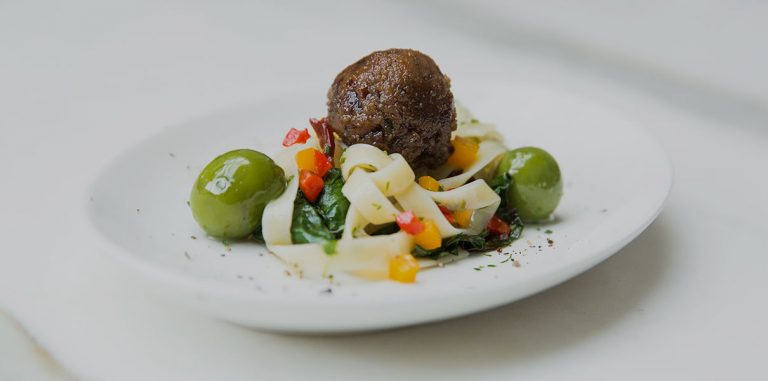 Искусственным мясом заинтересовались продовольственные корпорации