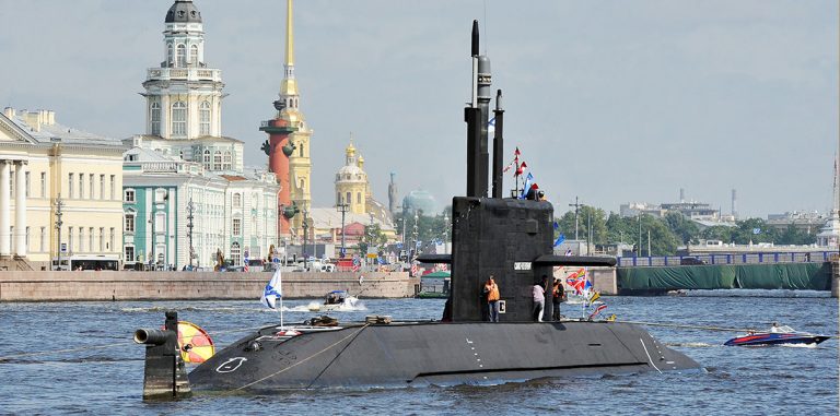 ВМФ России перейдет на субмарины из композитных материалов