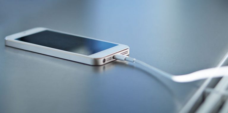 Графеновый аккумулятор зарядит смартфон за 5 минут