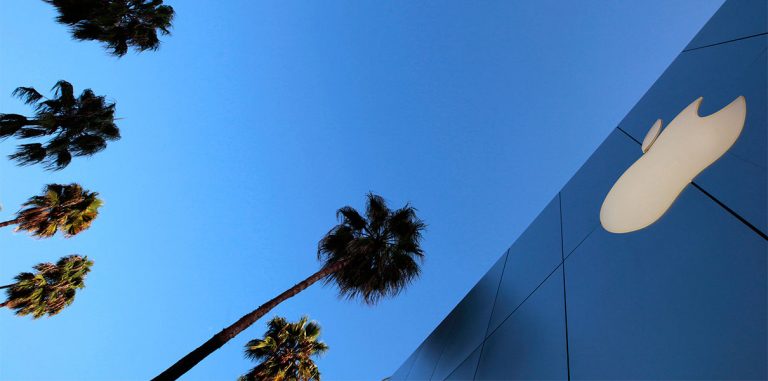 Новый iPhone и умная колонка — ожидания от Apple в 2018 году