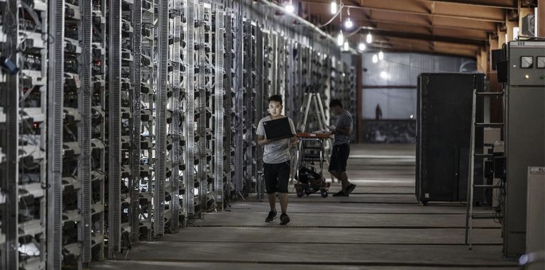 «Биткойн невозможно объяснить и невозможно контролировать»