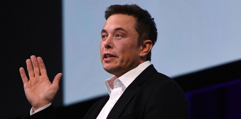 Илон Маск: «В Model 3 можно будет управлять голосом почти всем»