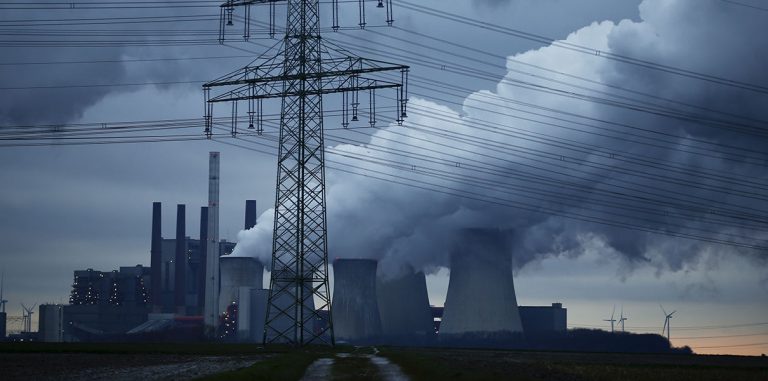 Франция закроет все угольные электростанции к 2021 году