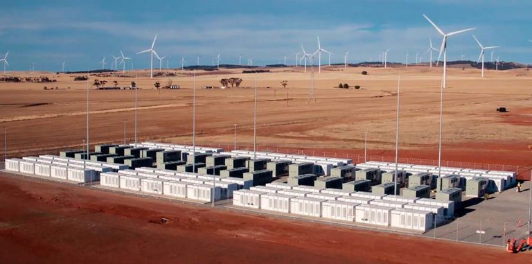За два дня батарея Tesla принесла владельцам миллион долларов