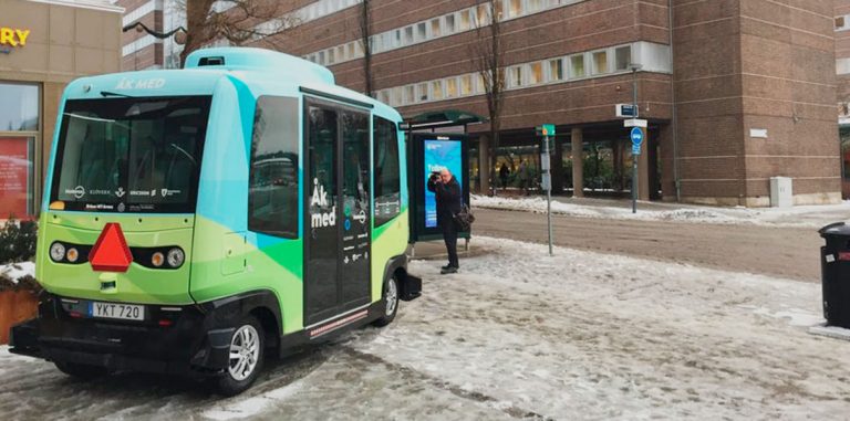 В Стокгольме начались дорожные тесты беспилотных электробусов
