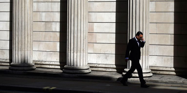 Систему массовой слежки за гражданами в Британии признали незаконной