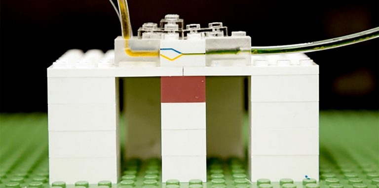 В МТИ из Lego построили модульную микрогидродинамическую систему