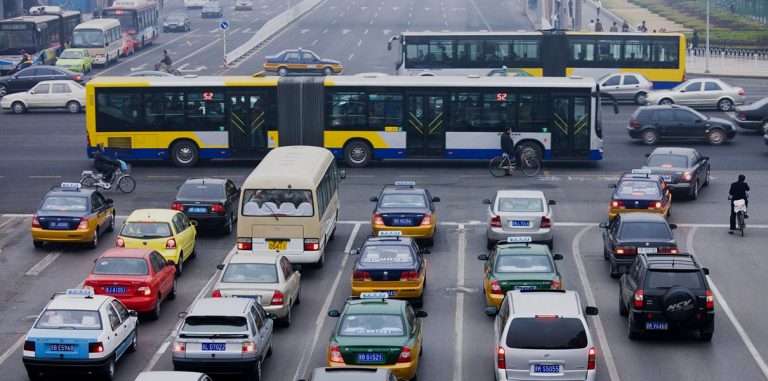 В Пекине будут платить автовладельцам за отказ от вождения