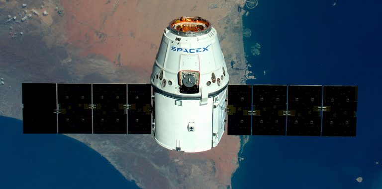 SpaceX запустит первые спутники для раздачи интернета на этой неделе