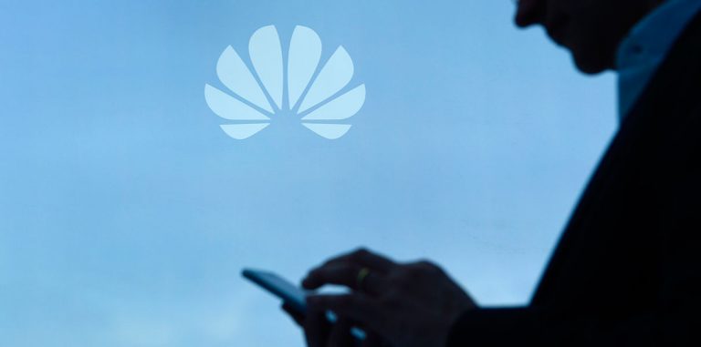 ФБР, ЦРУ и АНБ предупредили об опасности смартфонов Huawei
