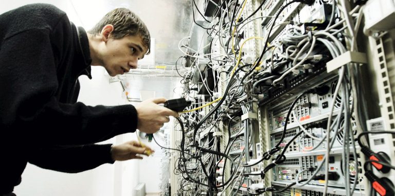 IT 2016: зарплаты, вакансии, карьерный рост и прогнозы на будущее