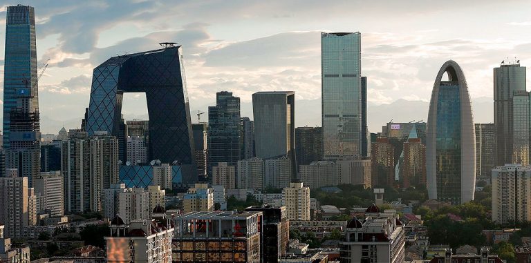 Пекин запускает программу привлечения иностранных ИТ-специалистов
