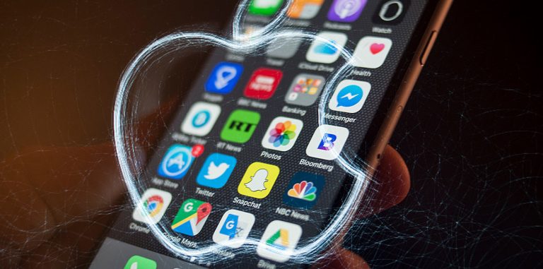 Apple разрабатывает свой дисплей
